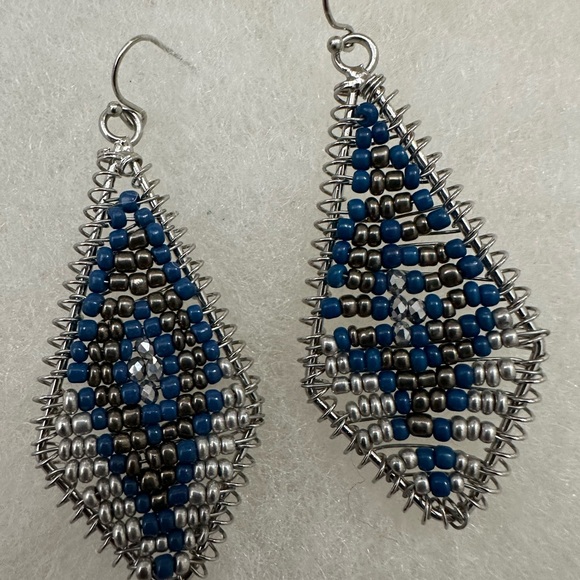 Earrings - Picture 1 of 5